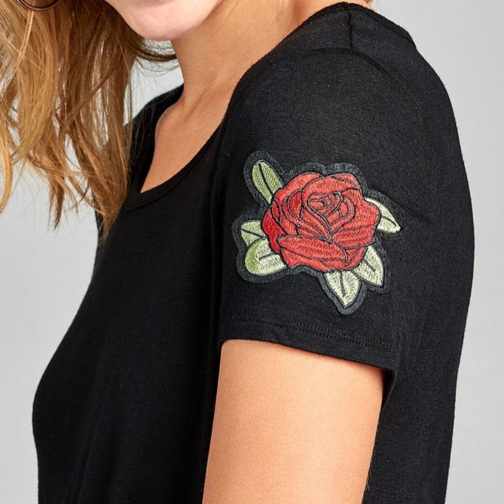 Angela Flower Top - Picture 6 of 7